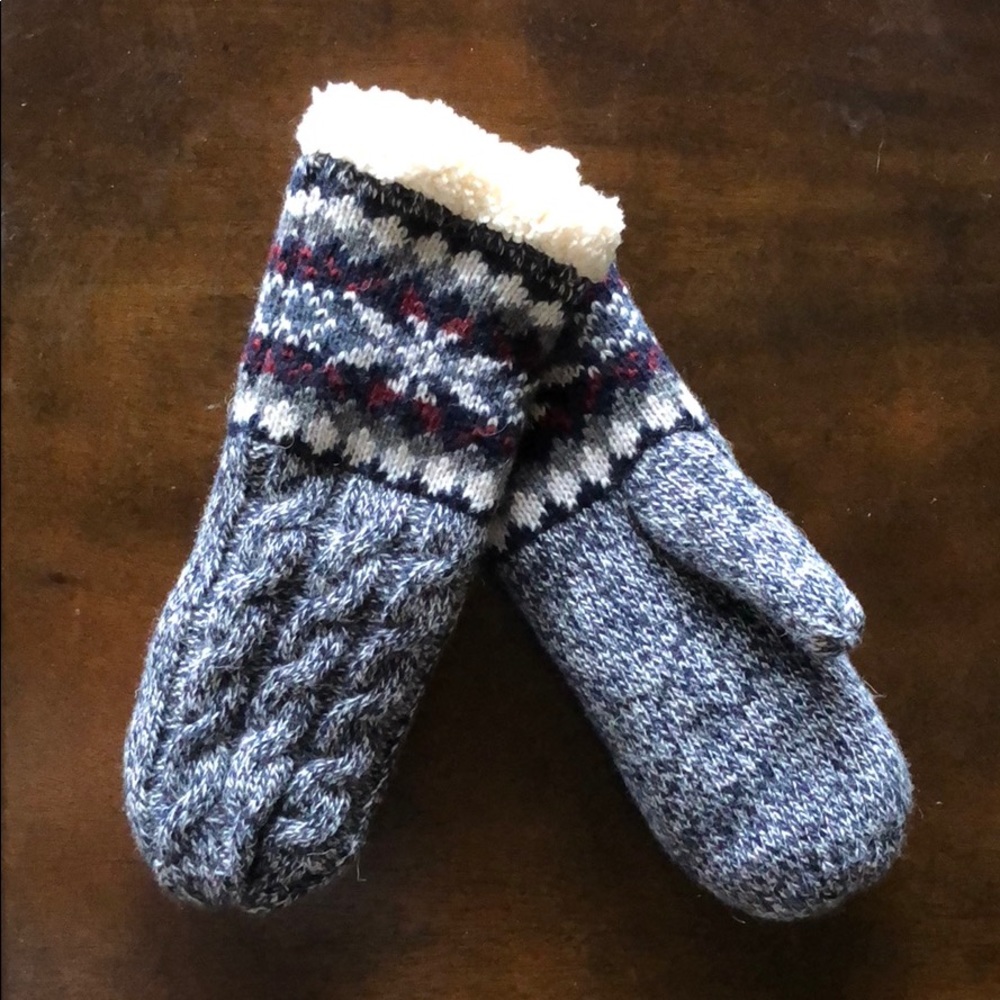 Soft mittens